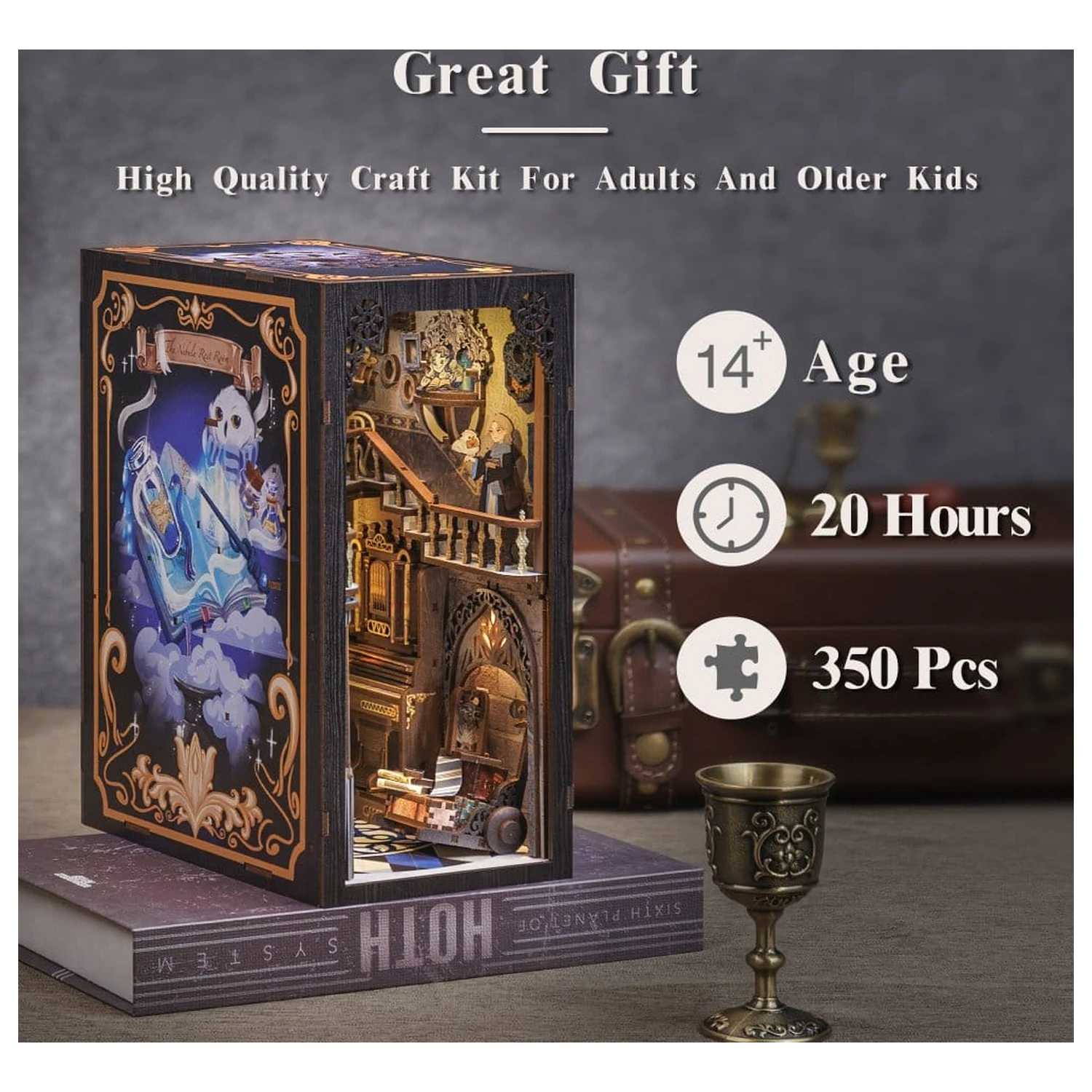 Book Nook Nebula Common Room 23 x 11 centimetrov fotografija izdelka