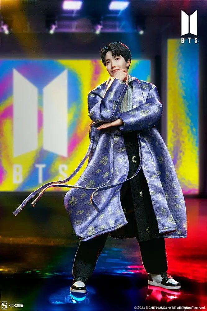 BTS Idol Collection PVC kip j-hope Deluxe 24 cm fotografija izdelka
