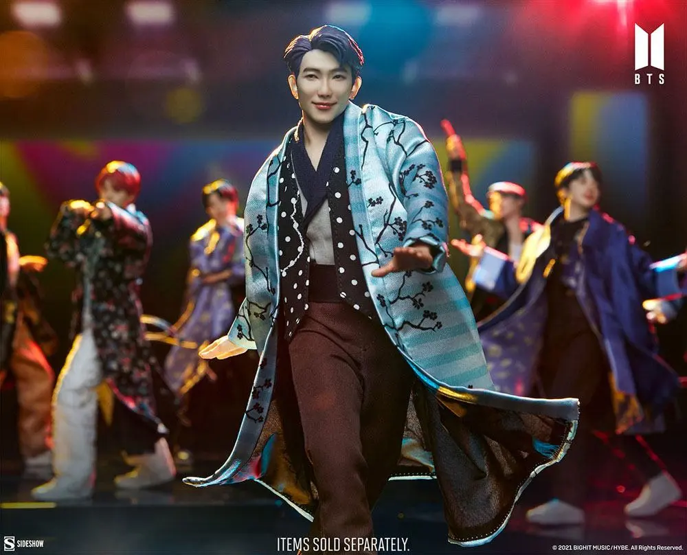 BTS Idol Collection PVC kip RM Deluxe 23 cm fotografija izdelka