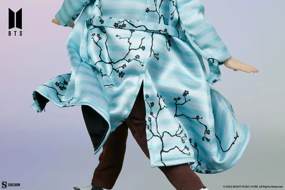 BTS Idol Collection PVC kip RM Deluxe 23 cm fotografija izdelka