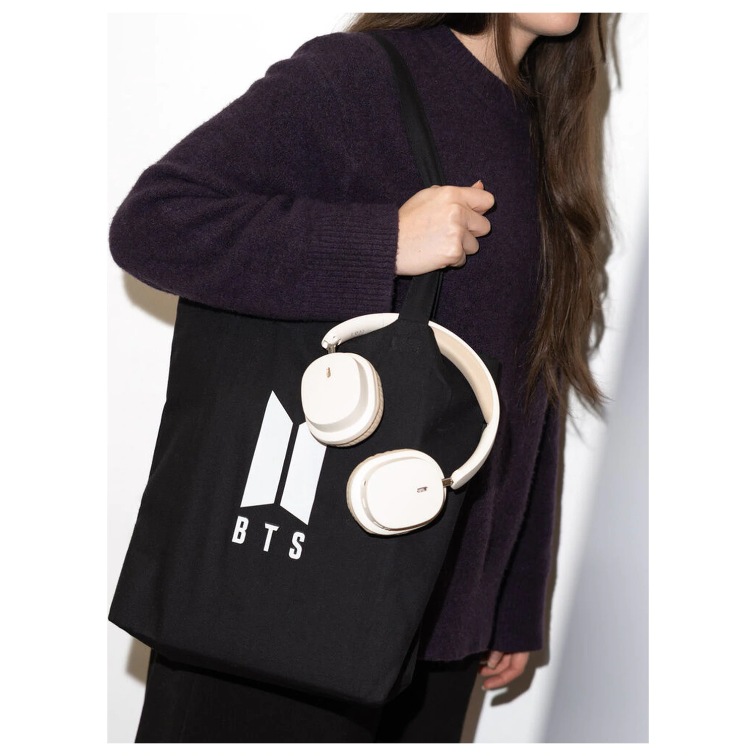 BTS torba z logotipom fotografija izdelka