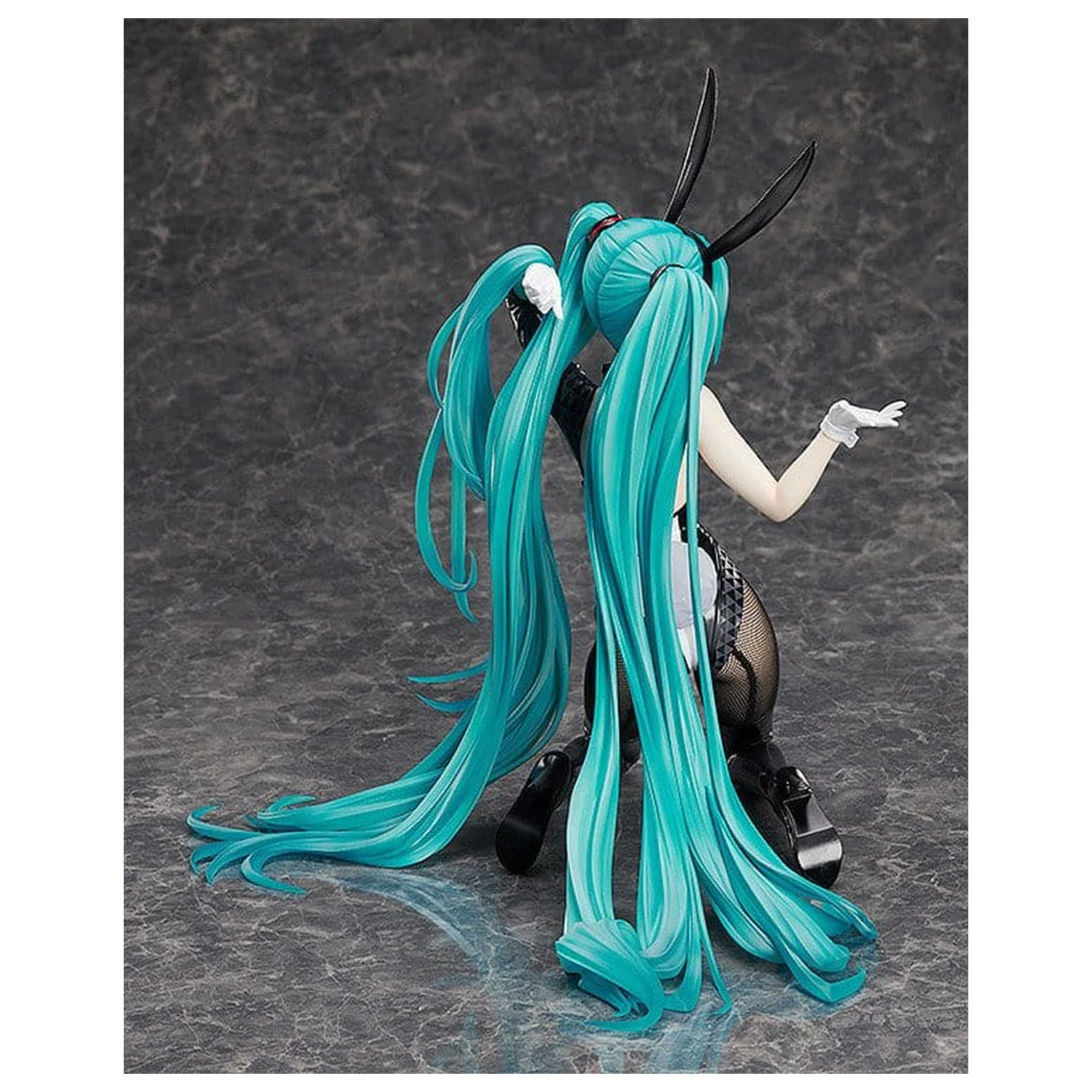 Character Vocal Series 01: Hatsune Miku PVC figura 1/4 Bunny Ver. / Art by SanMuYYB 30 cm fotografija izdelka