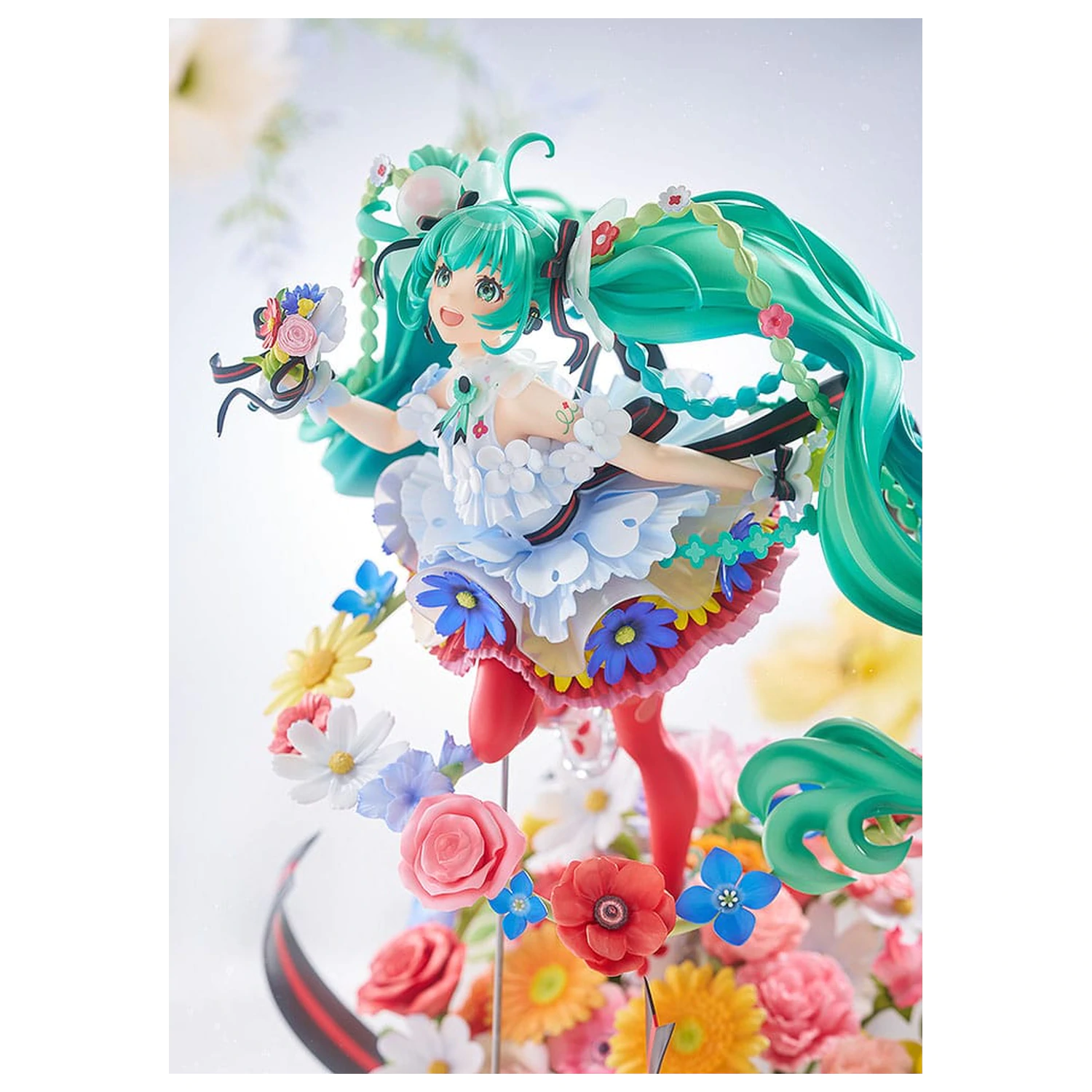 Character Vocal Series 01: Hatsune Miku PVC kip 1/7 Hatsune Miku: Japan Live Tour 2025 Blooming 32 cm fotografija izdelka