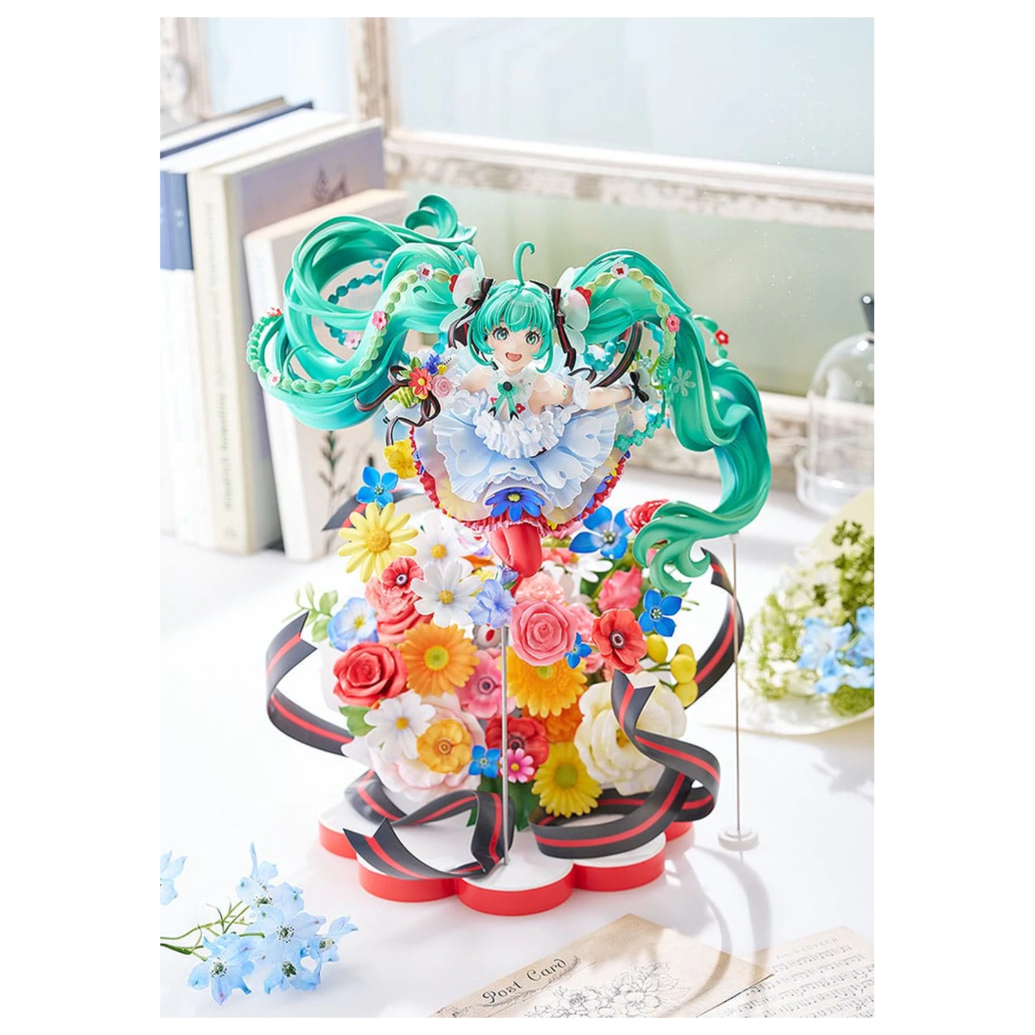 Character Vocal Series 01: Hatsune Miku PVC kip 1/7 Hatsune Miku: Japan Live Tour 2025 Blooming 32 cm fotografija izdelka