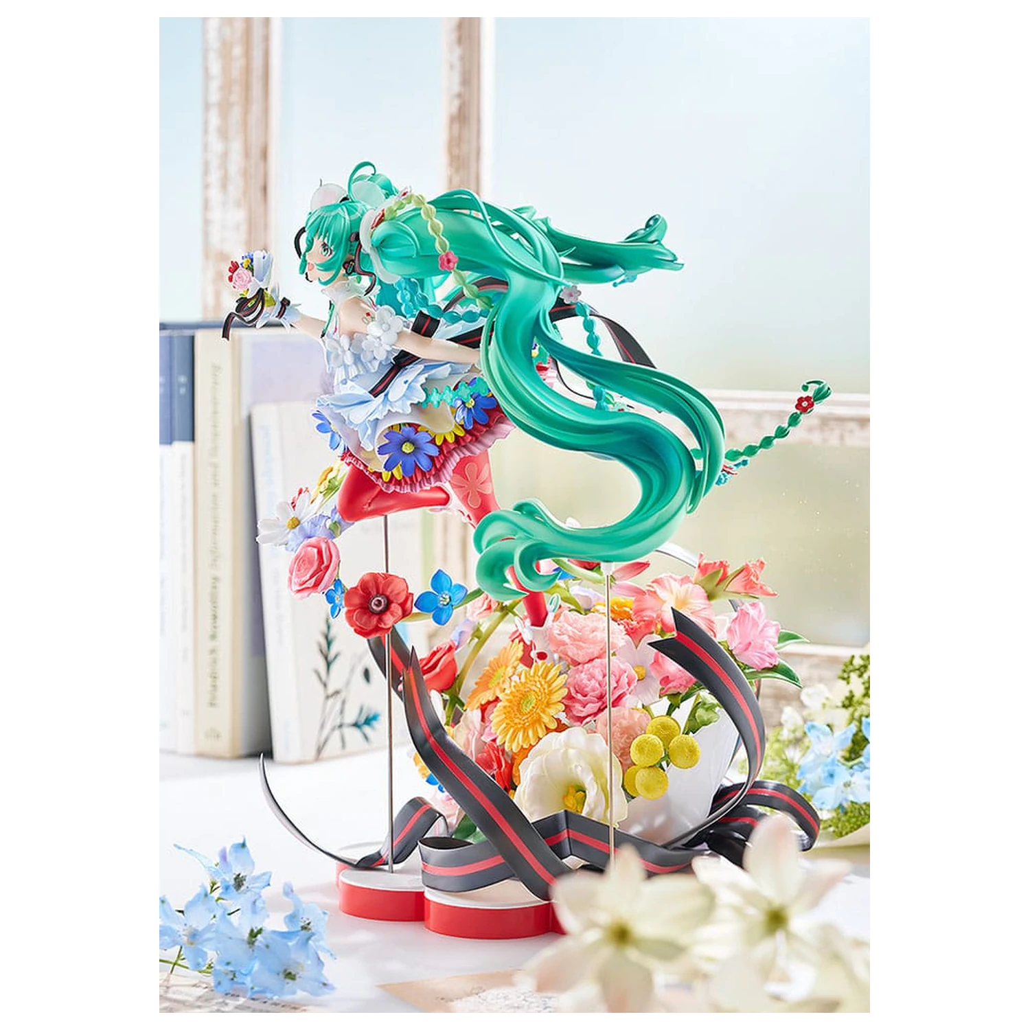 Character Vocal Series 01: Hatsune Miku PVC kip 1/7 Hatsune Miku: Japan Live Tour 2025 Blooming 32 cm fotografija izdelka