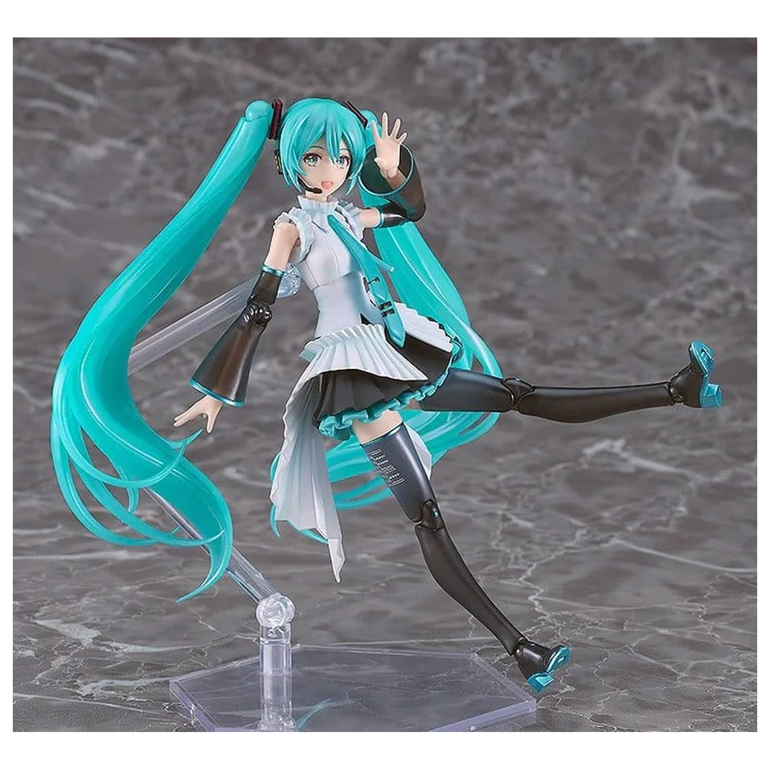 Character Vocal Series 01: Hatsune Miku Plamatea plastični model Happy 16th Birthday Ver. 16 cm fotografija izdelka