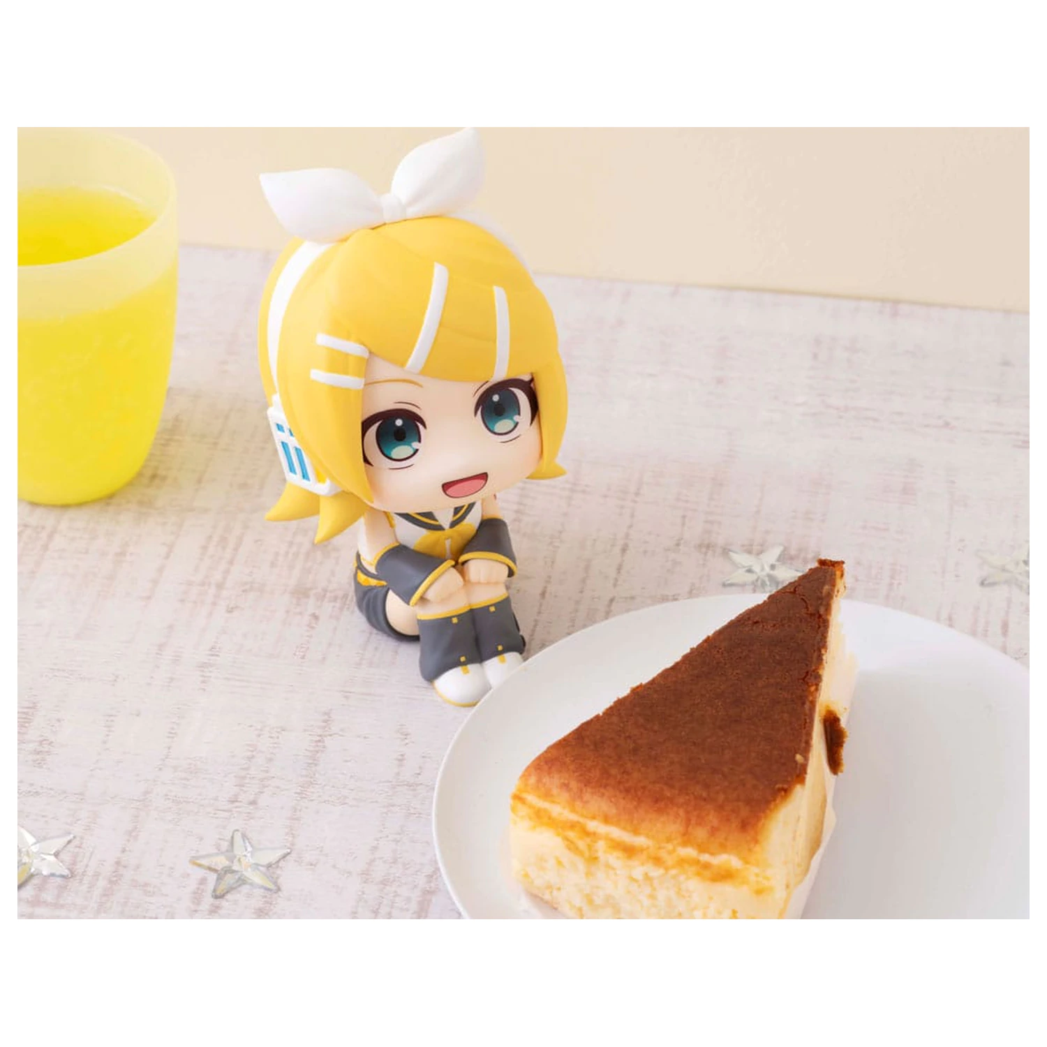 Character Vocal Series: Kagamine Rin/Len Look Up PVC kip Kagamine Rin 11 cm fotografija izdelka