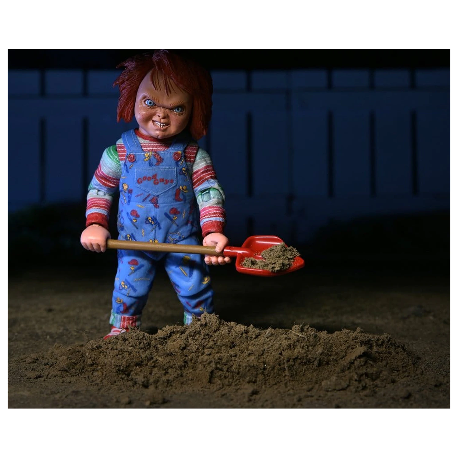 Child's Play 2 akcijska figura Ultimate Chucky 18 cm fotografija izdelka