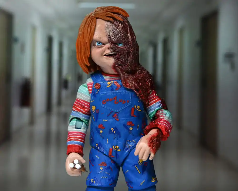 Akcijska figura Child´s Play Chucky (TV Series) Ultimate Chucky 18 cm fotografija izdelka