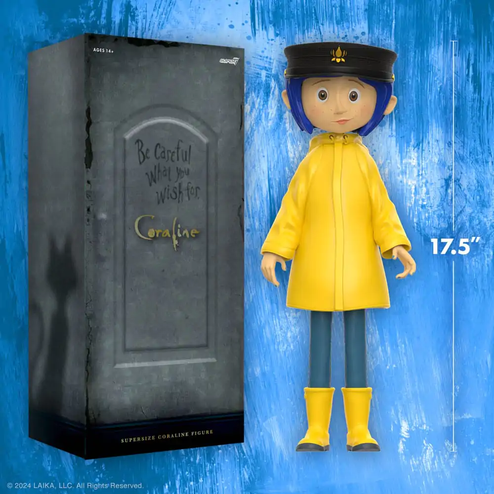 Coraline Supersize Vinyl akcijska figura Coraline s klobukom (gumbi namesto oči) 40 cm fotografija izdelka