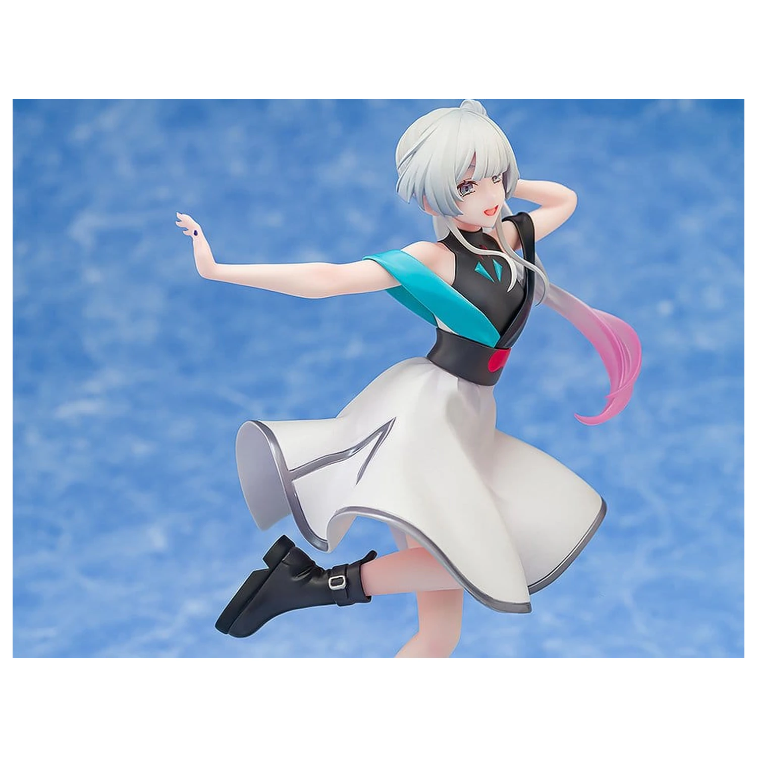 Cosmic Princess Kaguya! PVC figura Yachiyo Runami: Collaboration Concert Ver. 17 cm fotografija izdelka