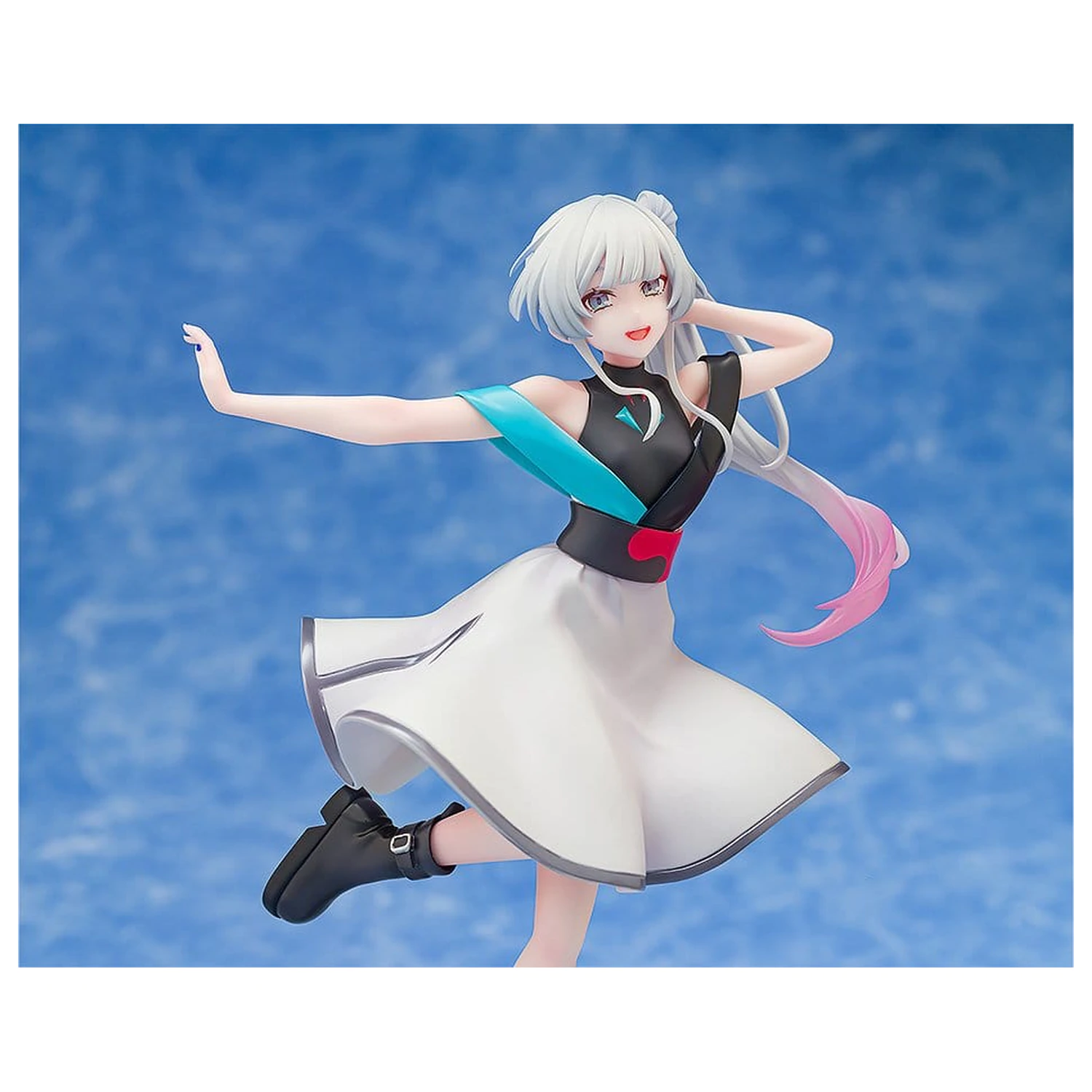 Cosmic Princess Kaguya! PVC figura Yachiyo Runami: Collaboration Concert Ver. 17 cm fotografija izdelka