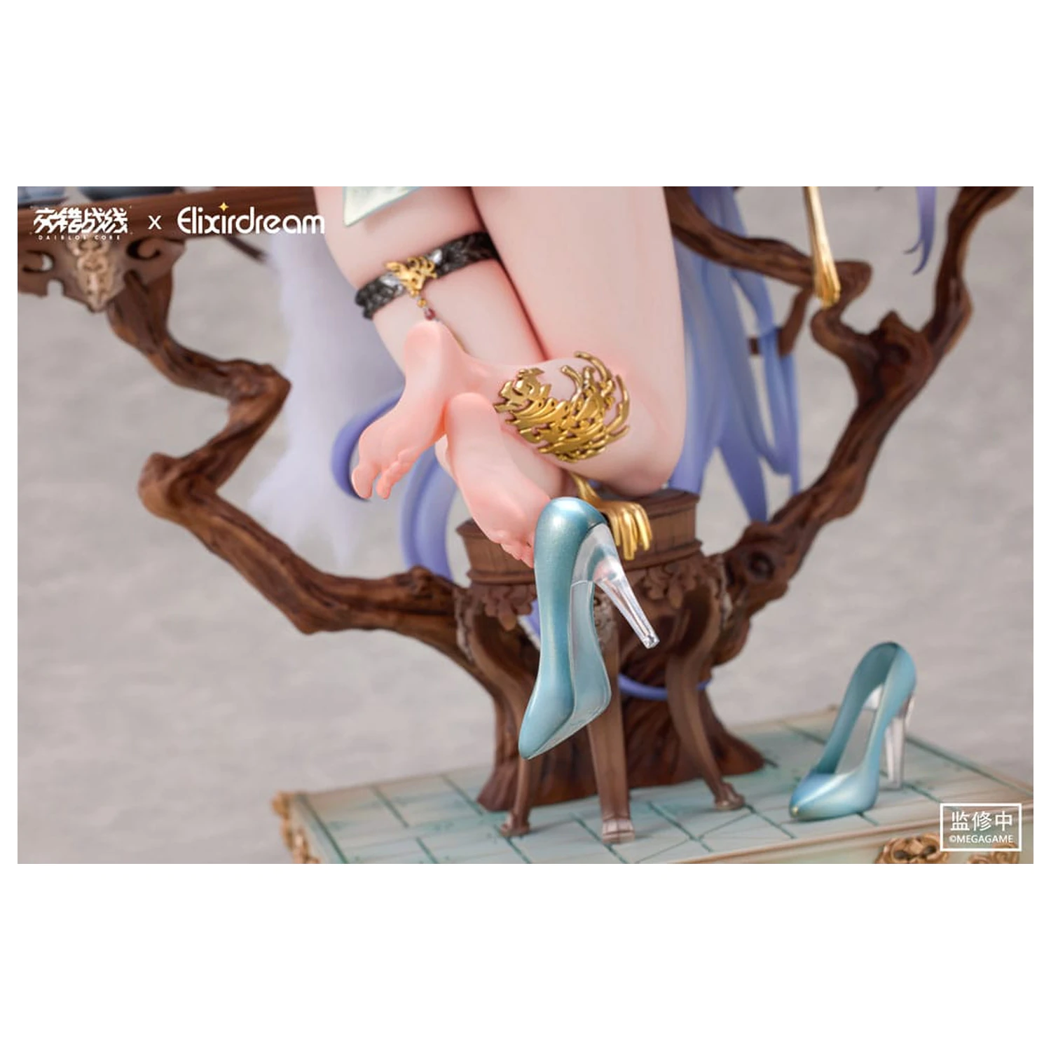 Daiblos Core PVC kip 1/6 Zeus Chess Dream Ver. 32 cm fotografija izdelka