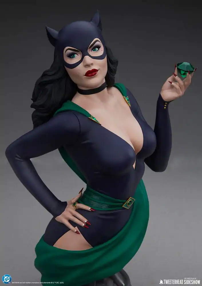 DC Comics Busta 1/3 Catwoman 39 cm fotografija izdelka