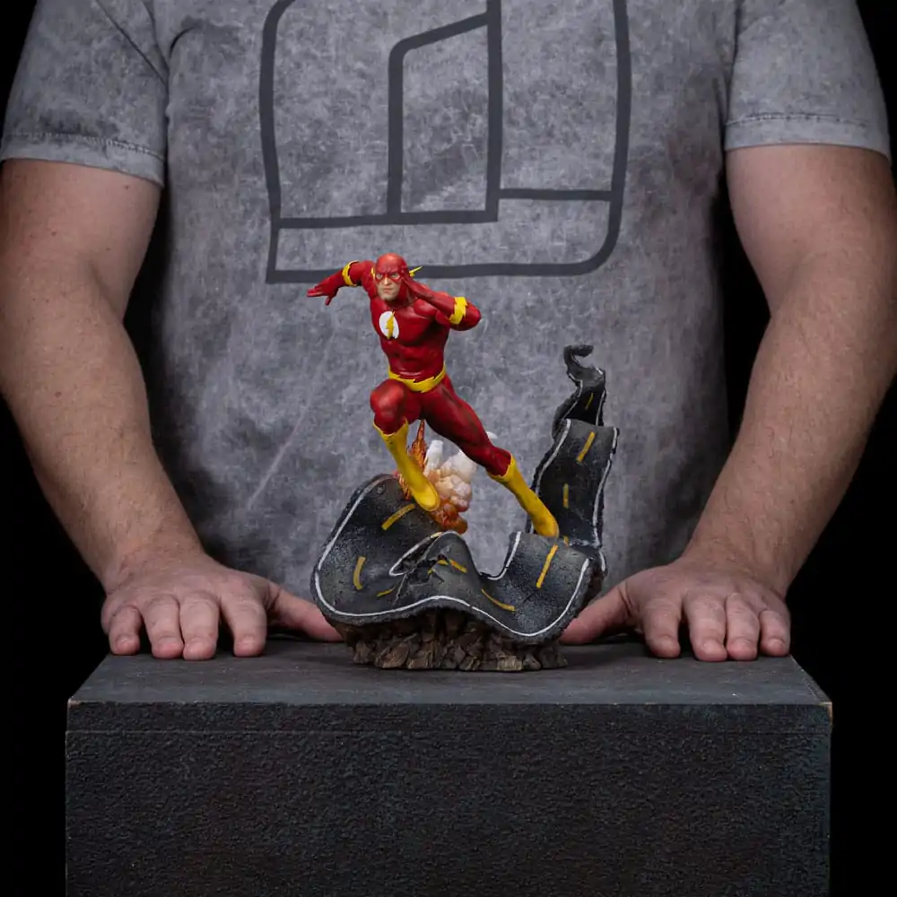 DC Comics Art Scale Kip 1/10 Flash 25 cm fotografija izdelka