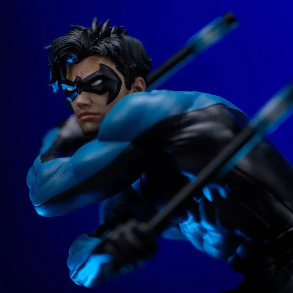 DC Comics Art Scale kip 1/10 Nightwing 27 cm fotografija izdelka