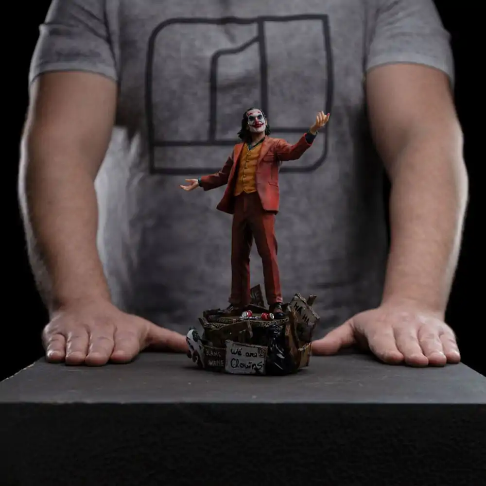 DC Comics Art Scale Deluxe Kip 1/10 Joker (Arthur Fleck) 19 cm fotografija izdelka