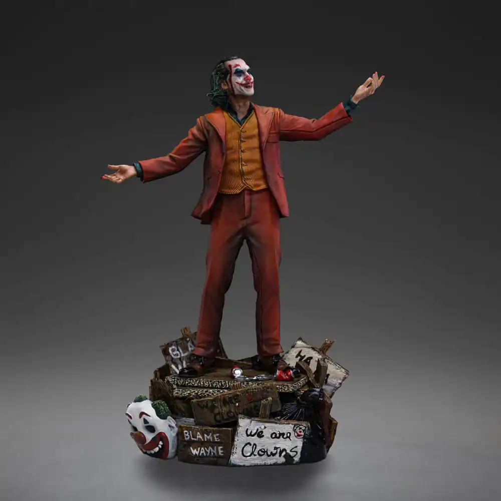 DC Comics Art Scale Deluxe Kip 1/10 Joker (Arthur Fleck) 19 cm fotografija izdelka