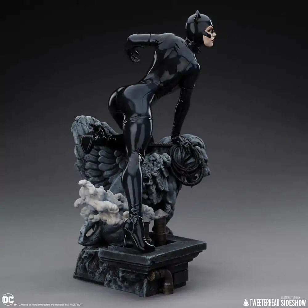 DC Comics Maquette 1/6 Catwoman 35 cm fotografija izdelka