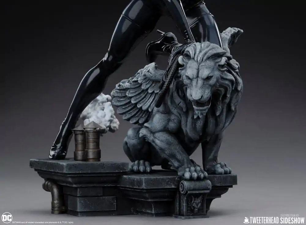 DC Comics Maquette 1/6 Catwoman 35 cm fotografija izdelka