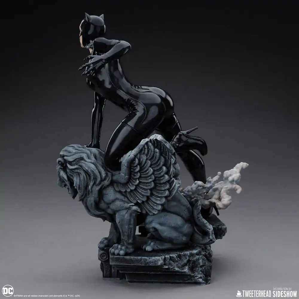 DC Comics Maquette 1/6 Catwoman 35 cm fotografija izdelka