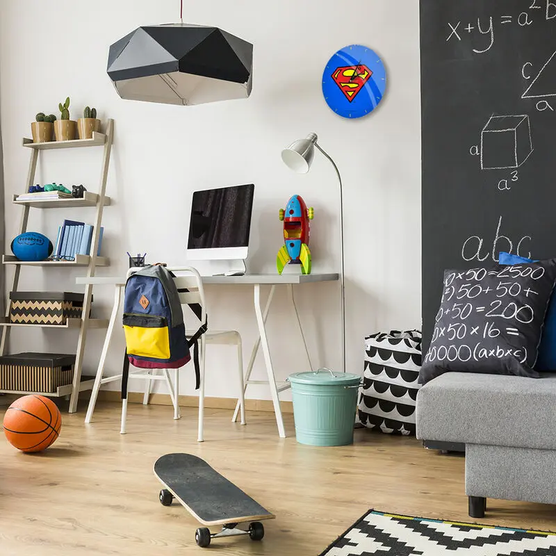 DC Comics Superman stenska ura fotografija izdelka