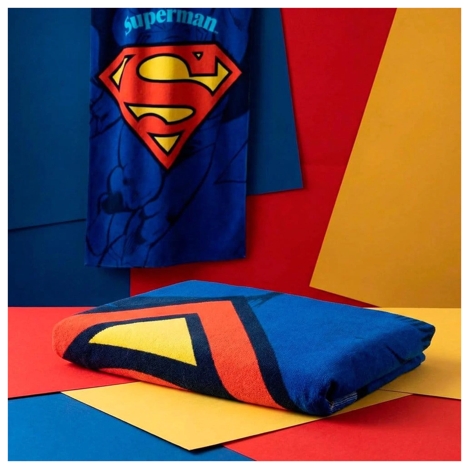 DC Comics Brisača Superman 90 x 180 cm fotografija izdelka