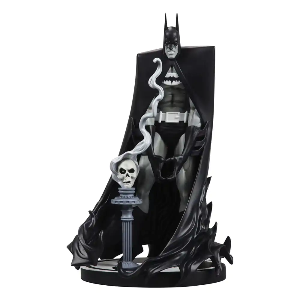 DC Direct smoleni kip 1/10 Batman Black & White by Bill Sienkiewicz 20 cm fotografija izdelka