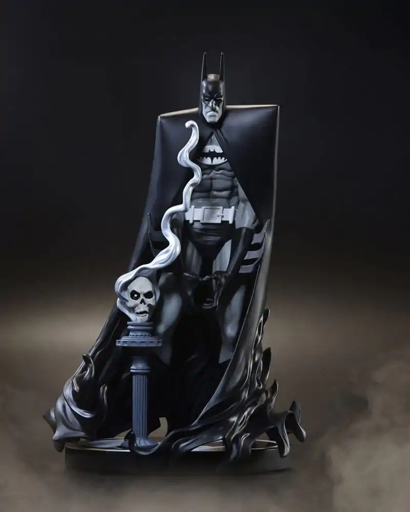 DC Direct smoleni kip 1/10 Batman Black & White by Bill Sienkiewicz 20 cm fotografija izdelka