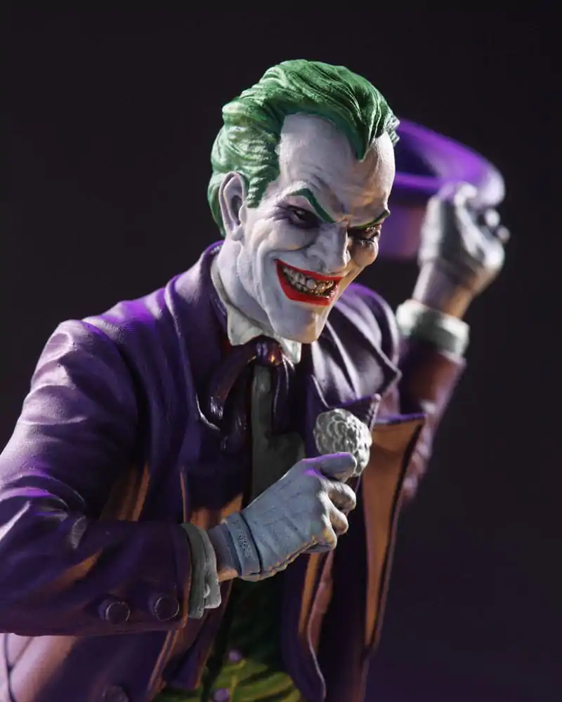 DC Direct smolnat kip 1/10 The Joker: Purple Craze - The Joker by Alex Ross 19 cm fotografija izdelka