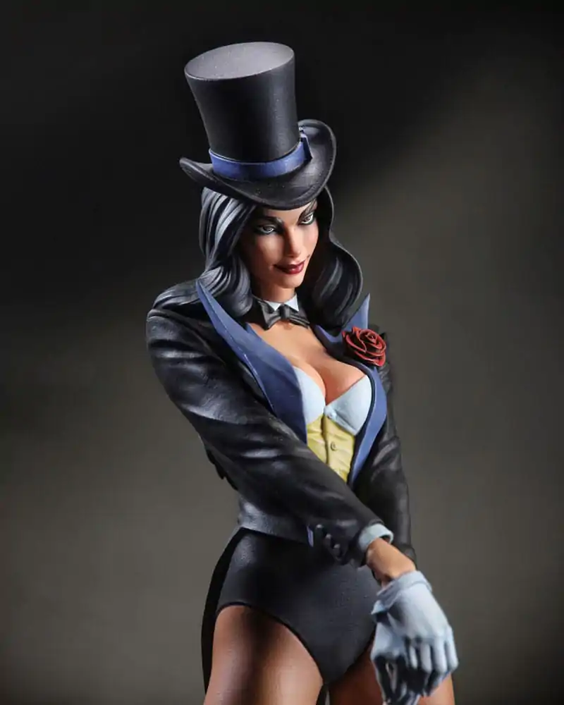 DC Direct DC Cover Girls Resin Kip Zatanna by J. Scott Campbell 23 cm fotografija izdelka