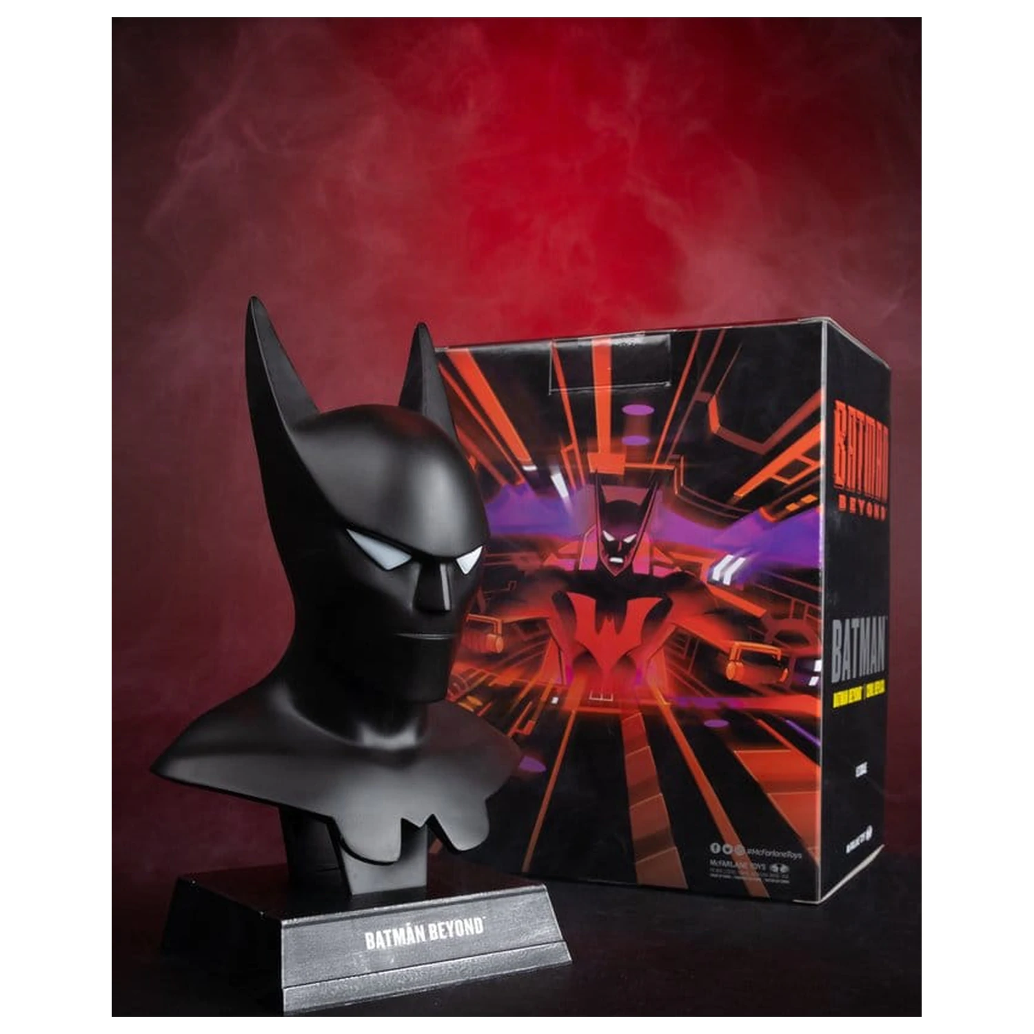 DC Direct Prop Replika 1/3 Batman Cowl (Batman Beyond Animated) 18 cm fotografija izdelka