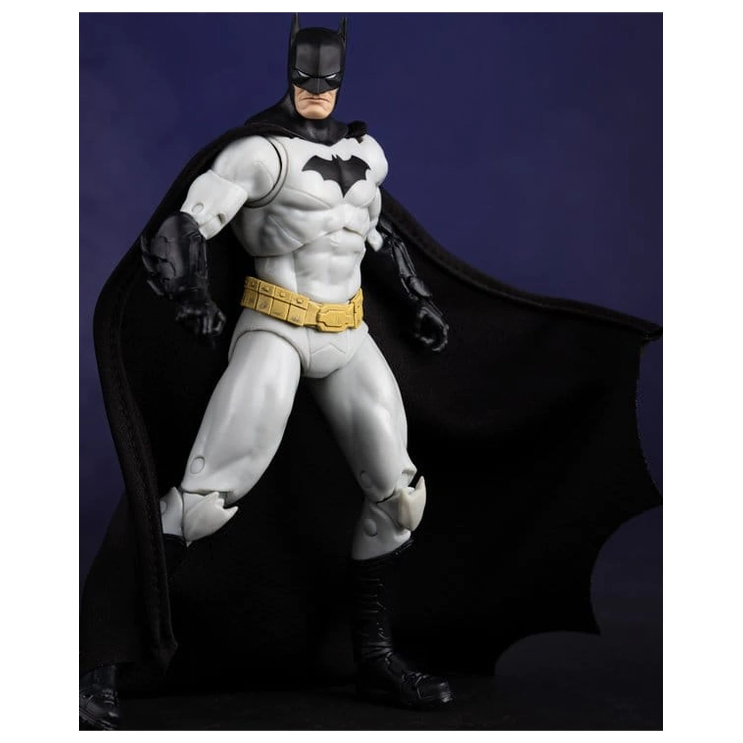 DC Multiverse akcijska figura Batman (The New 52) 18 cm fotografija izdelka
