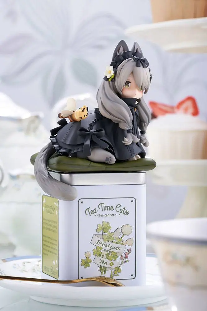 Decorated Life Collection PVC Kip Tea Time Cats British Shorthair 18 cm fotografija izdelka