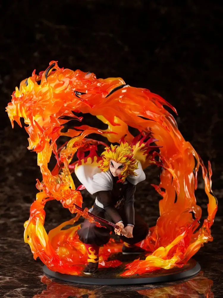 Demon Slayer: Kimetsu no Yaiba Kip 1/8 Kyojuro Rengoku 26 cm fotografija izdelka