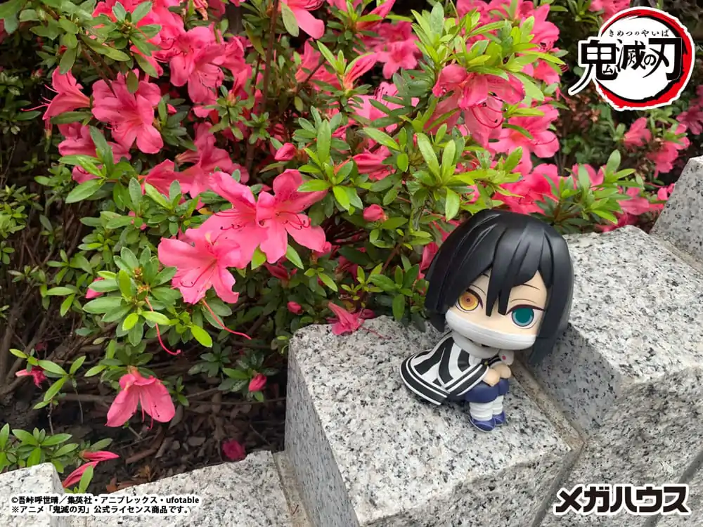 Demon Slayer Kimetsu no Yaiba Look Up PVC Kip Iguro Obanai 11 cm fotografija izdelka