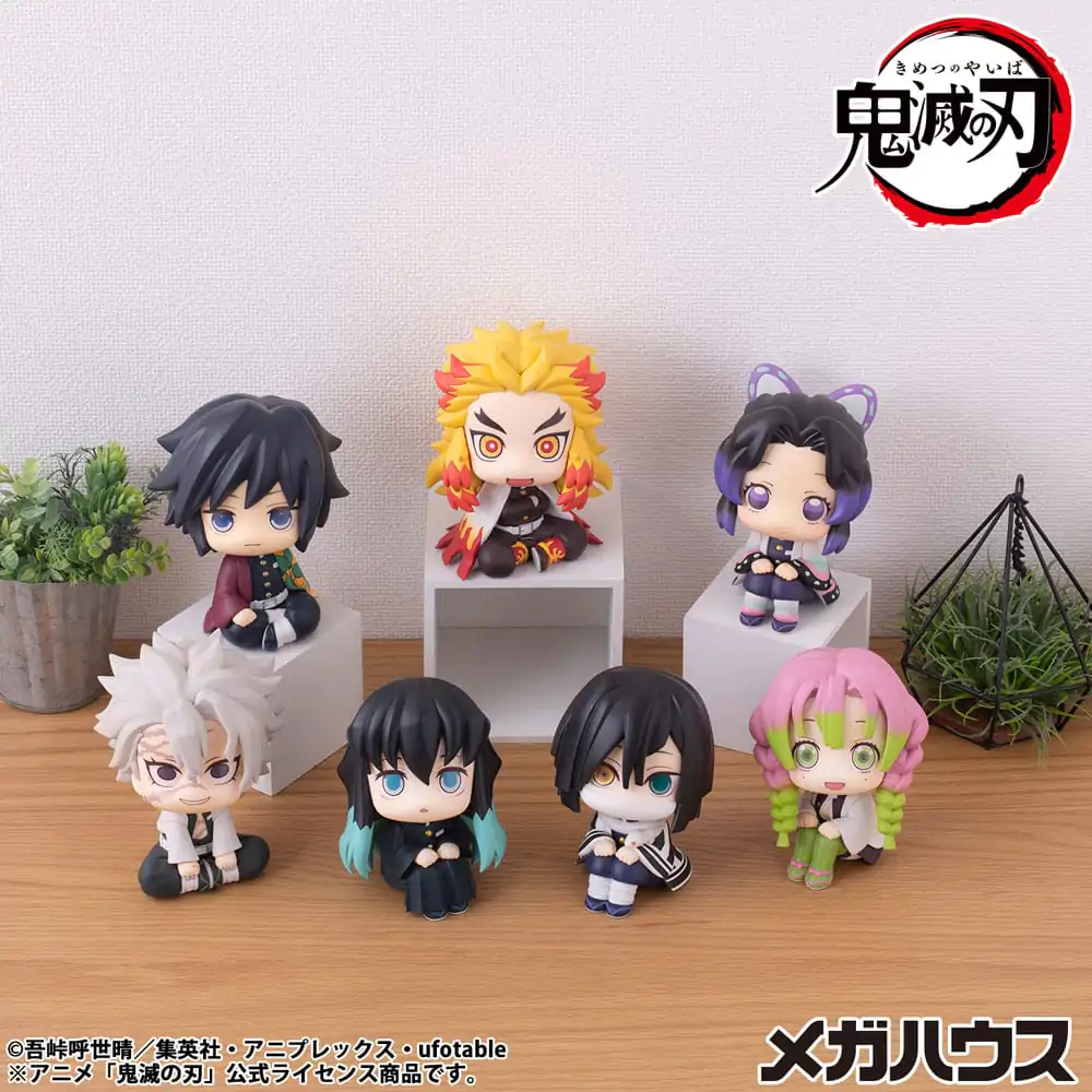 Demon Slayer Kimetsu no Yaiba Look Up PVC Kip Rengoku Kyojuro 11 cm fotografija izdelka