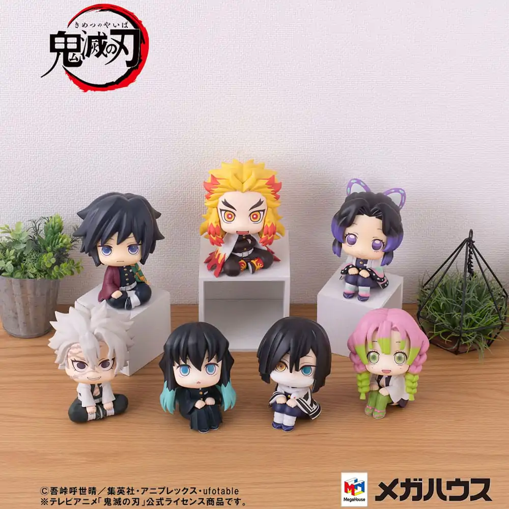 Demon Slayer Kimetsu no Yaiba Look Up PVC Kip Shinobu Kocho 11 cm fotografija izdelka