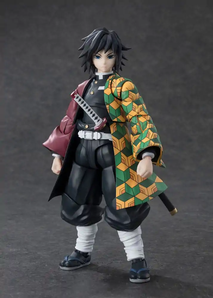 Demon Slayer: Kimetsu no Yaiba S.H. Figuarts Akcijska figura Giyu Tomioka 15 cm fotografija izdelka