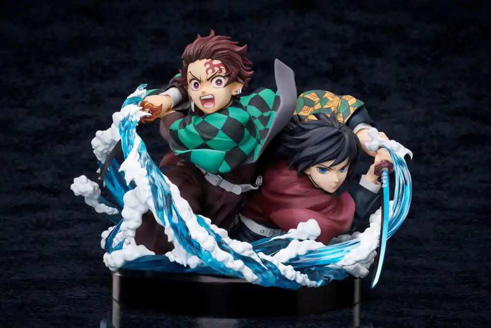 Demon Slayer: Kimetsu no Yaiba PVC kip Tanjiro & Giyuu 13 cm fotografija izdelka