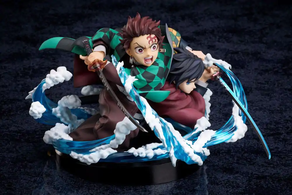 Demon Slayer: Kimetsu no Yaiba PVC kip Tanjiro & Giyuu 13 cm fotografija izdelka