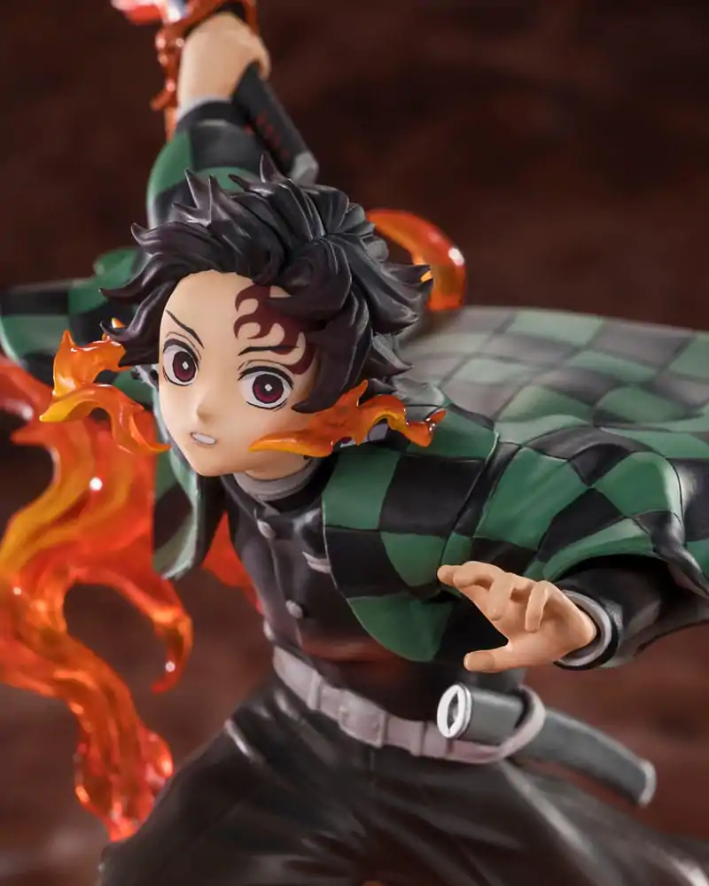 Demon Slayer Kimetsu no Yaiba Tanjiro Kamado Kyojuro Rengokus Sword Guard figura 19,5 cm fotografija izdelka