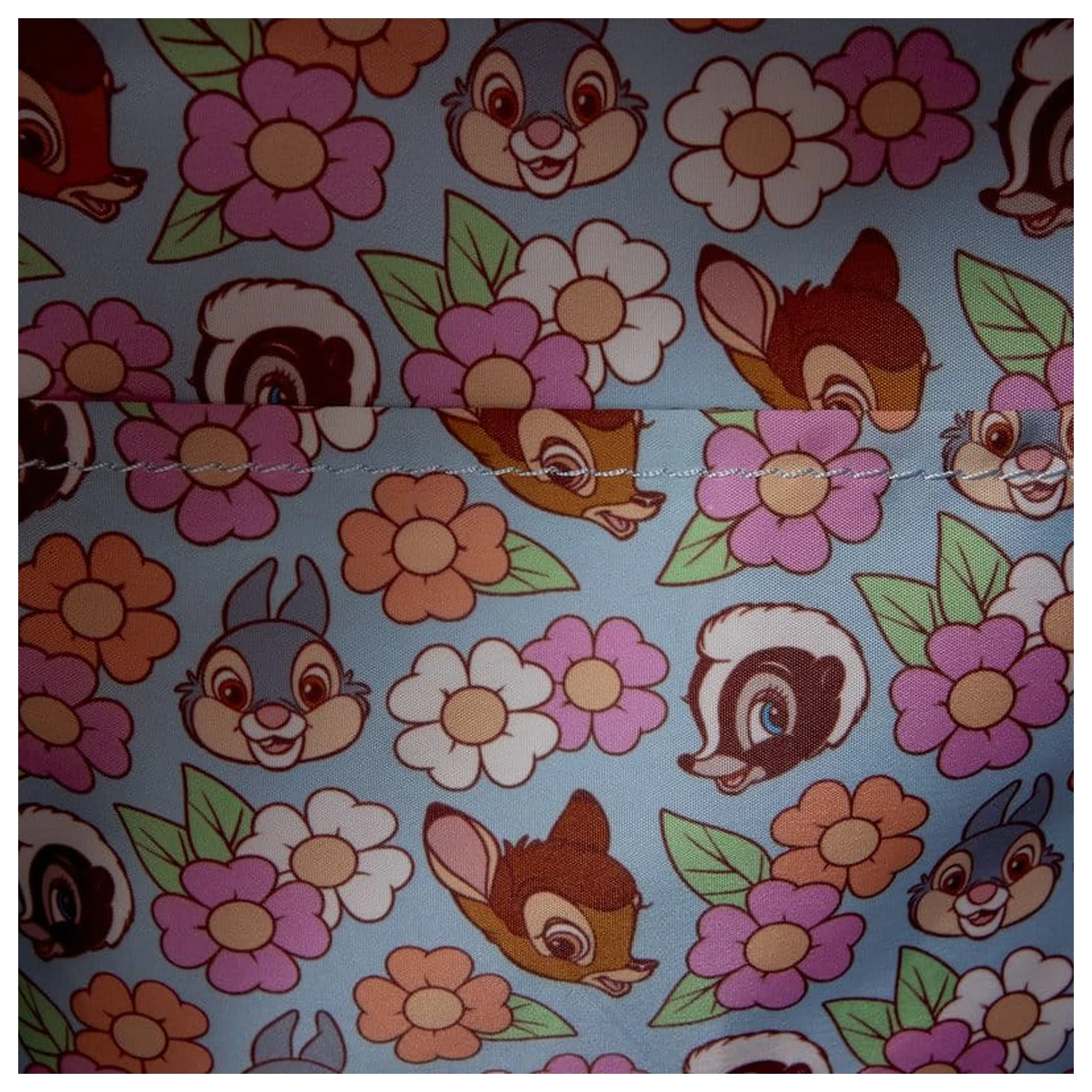 Disney by Loungefly Micro nahrbtnik in torba Bambi fotografija izdelka