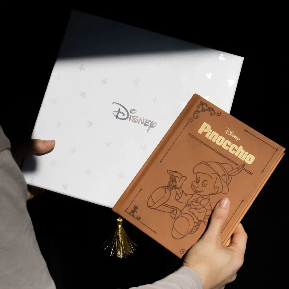 Disney Pinocchio A5 Beležnica + Komplet pisala fotografija izdelka