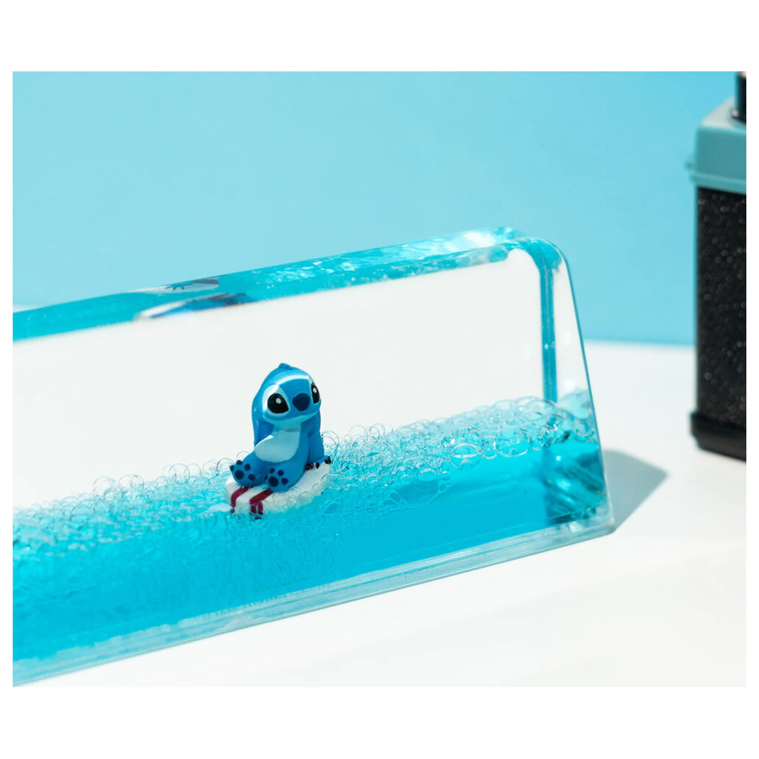 Disney Stitch set svinčnika, kemičnega svinčnika in akrilnega stojala fotografija izdelka
