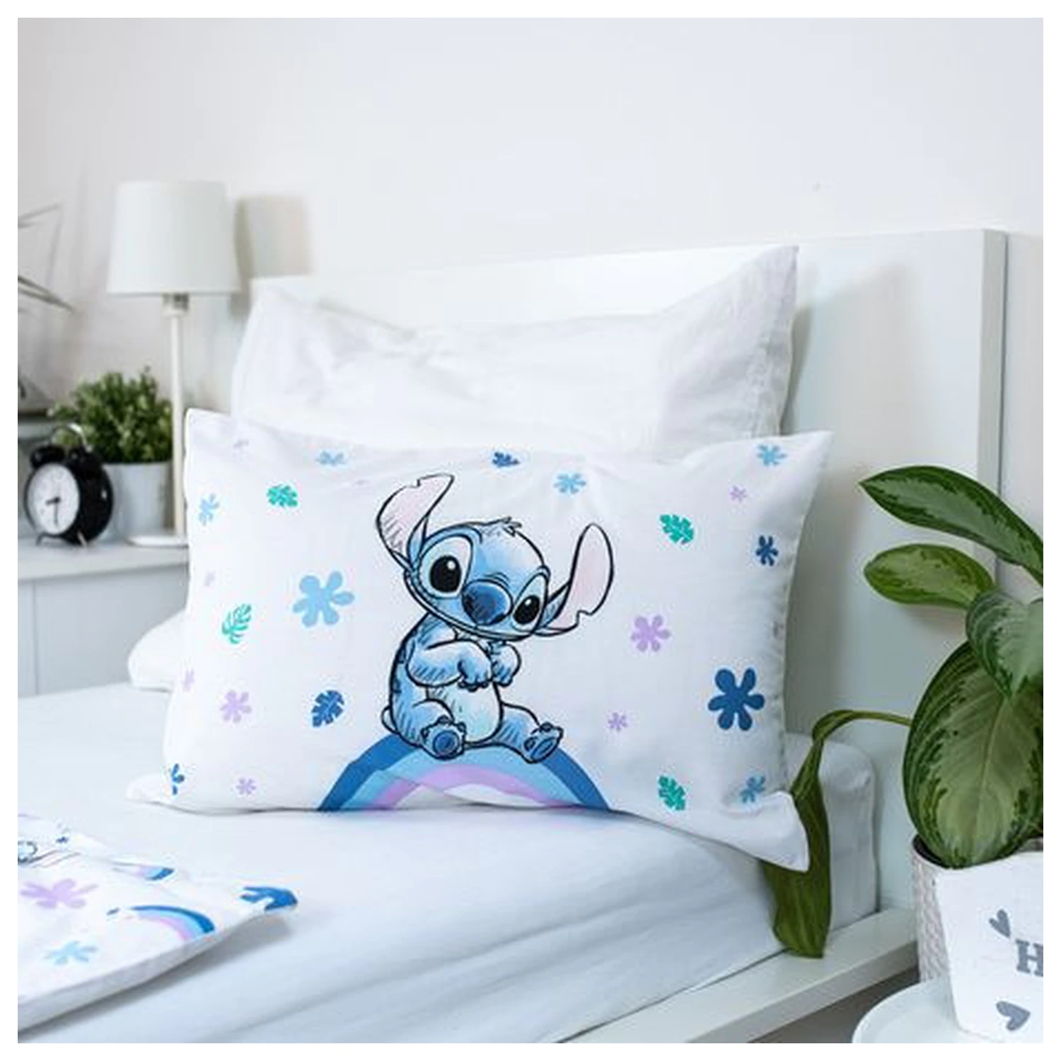 Disney Stitch Rainbow otroška, predšolska prevleka za odejo fotografija izdelka