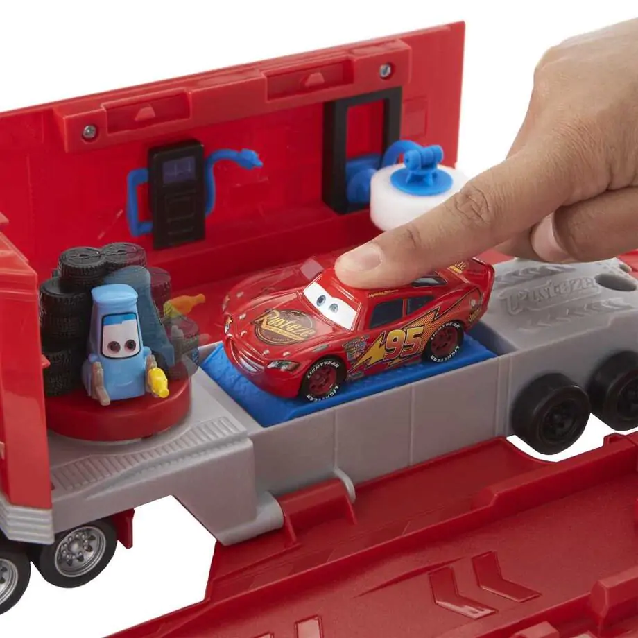 Disney Cars preoblikovalni igralni set Mack fotografija izdelka