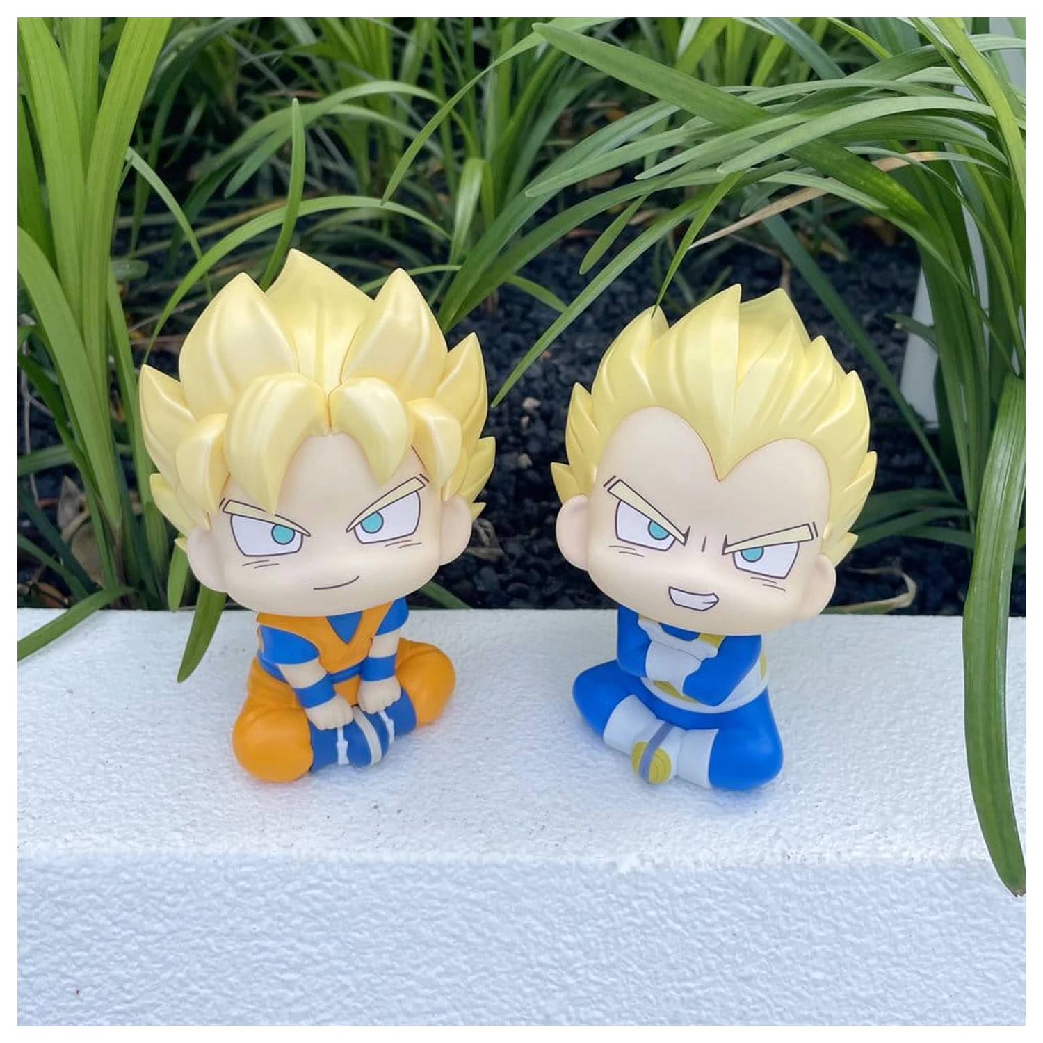 Dragon Ball DAIMA Look Up PVC Figurice 2-paket Super Saiyan Son Goku (mini) & Super Saiyan Vegeta (mini) 11 cm (z darilom) fotografija izdelka