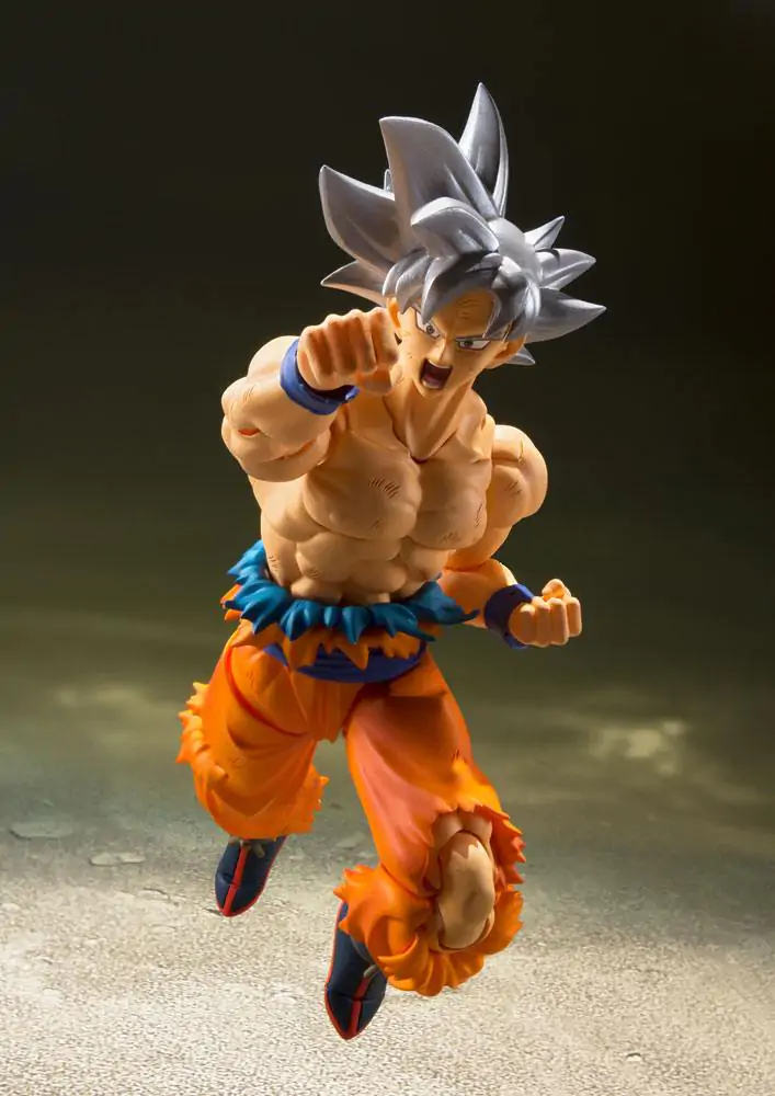 Dragon Ball Super S.H. Figuarts akcijska figura Son Goku Ultra Instinct 14 cm fotografija izdelka