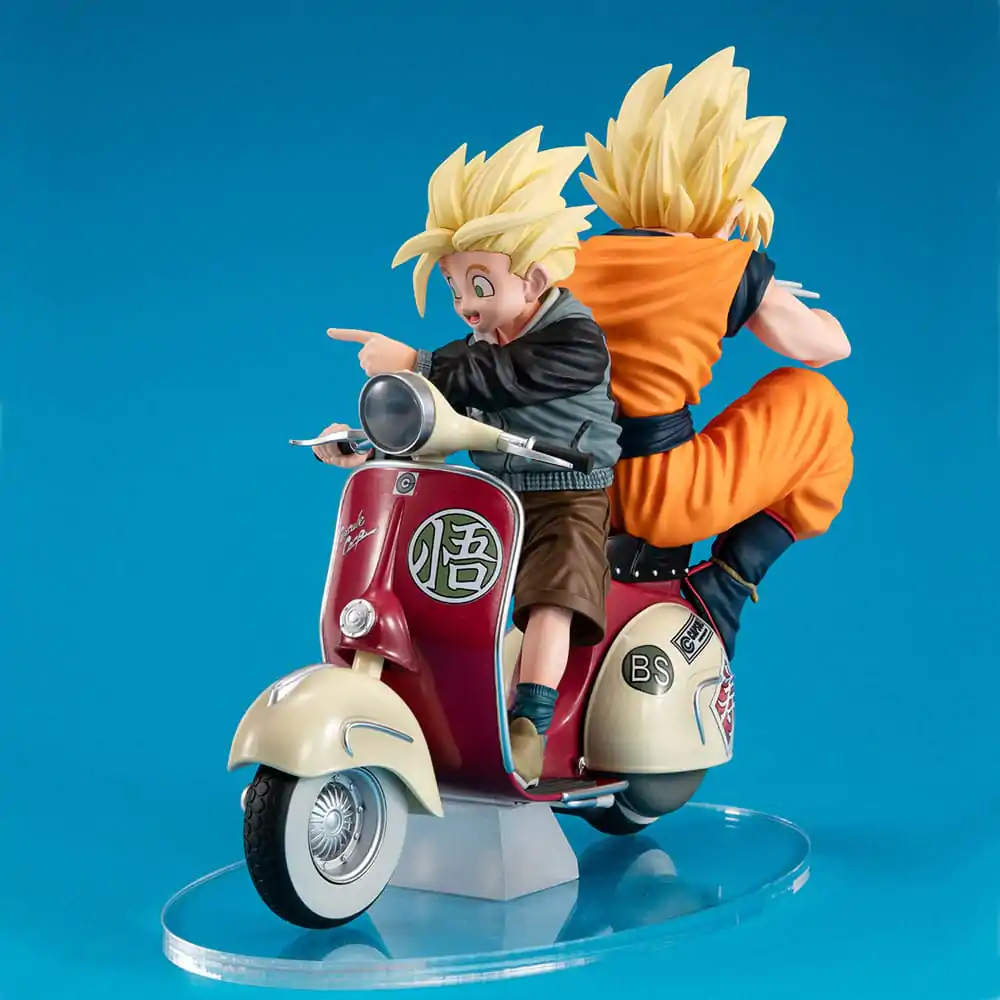 Dragonball Z 05 Desktop Real McCoy PVC Diorama Super Saiyan Son Goku & Super Saiyan Son Gohan & Motorbike 16 cm fotografija izdelka